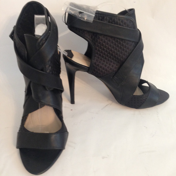 Bershka Black Textured Peep Toe Sandals Sz 40/10